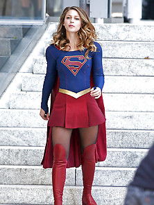 Melissa Benoist Supergirl