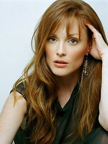 Julianne Moore