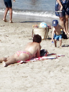 Beach Voyeur Sept25 Marseille-Prado