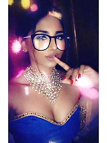 Hot Indian Paki Babe Bavini