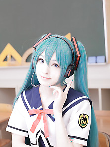 Miku Hatsune