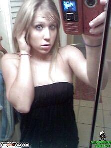 Blonde Babe Taking Self Pics