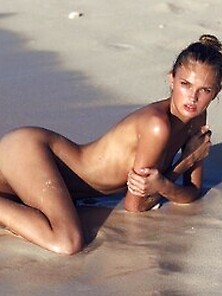 Nude Pics Of Romee Strijd