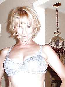 Very Hot Cougar Lynn