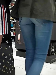 Candid Ass 29