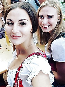 Sexy Dirndl Girls 257