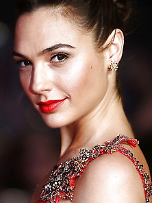 Gal Gadot - 'batman V Superman' London Premiere