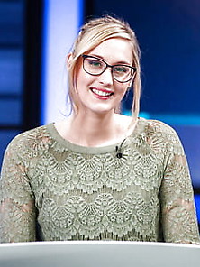 Sjokz (Hot League Host)