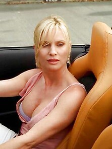 Nicollette Sheridan (Lordlone)