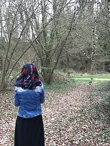 Chienne Turque A Enculer Dans Les Bois