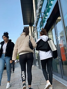 Chav In Leggings