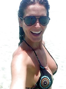 Angie Harmon