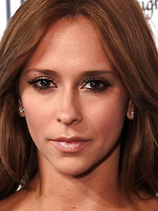 Jennifer Love Hewitt