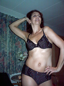 Dutch Mature Lingerie Amateur