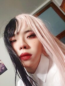 Hot Shemale Cums on Cam