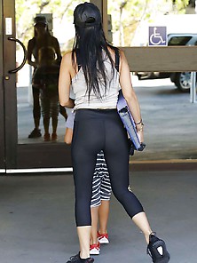 Kourtney Sexy Booty K!!! Amazing Ass!