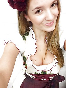 Hot Girls In Dirndl 27