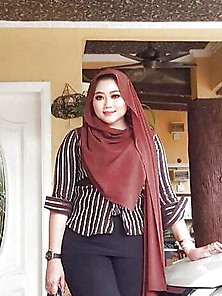 Siti Akidah Wife....