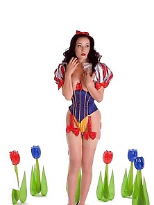 Dita Von Teese As Snow White!