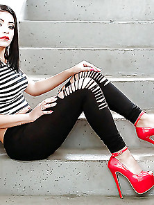 Red Highheels 3