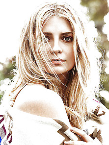 Mischa Barton : The Gallery