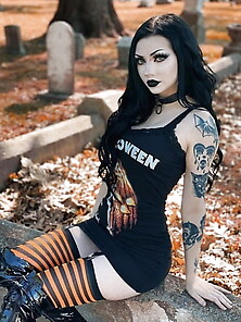 Sexy Goth Girls