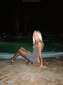 Slim Amateur Blonde Sexlife