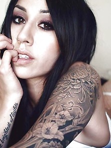 Beautiful Tattooed Women 15