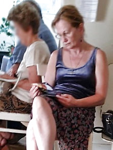 Hungarian Street Candid X Sexy Reading Milf