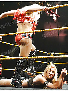 Alexa Bliss (2)