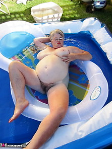 Granny Bbw Pool