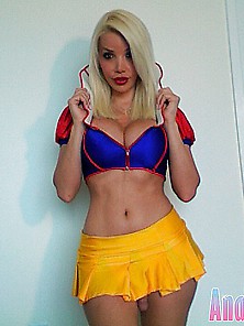 Ana Tranny Is A Sexy Snow White