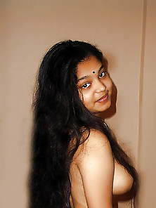 Indian Desi Teen Home Clicked Side Boobs Venom Part 2