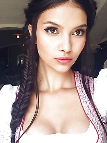 Sexy Dirndl Girls 83