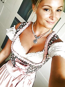 Sexy Dirndl Girls 92