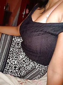 Ratnapura Sexy Wife