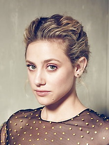 Lili Reinhart - Portraits