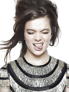 Hailee Steinfeld Dani Brubaker Shooting