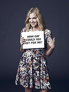 Eliza Taylor Bi Captions