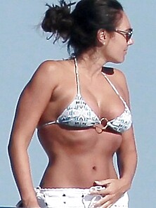 Sexy Busty Tamara Ecclestone In A Bikini