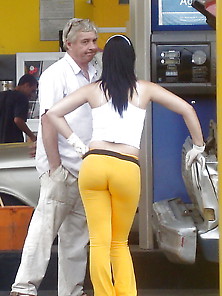 Bubble Butt Argentinan Teen In Leggings At Gas Station